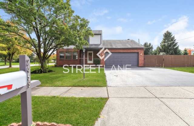 2459 Deerfield Drive - 2459 Deerfield Drive, Grove City, OH 43123