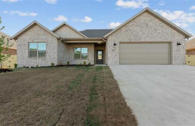 85  N Adler  AVE photos photos