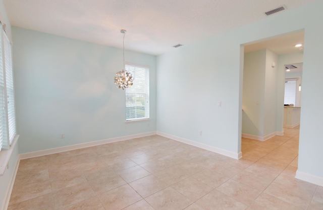 336 PARADISE VALLEY DR Gallery 3