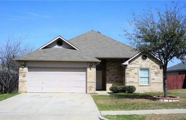1817 Alanbrooke Drive - 1817 Alanbrooke Drive, Fort Worth, TX 76140