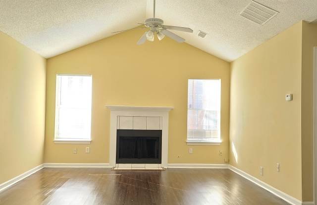 1504 Cain Ct Gallery 3