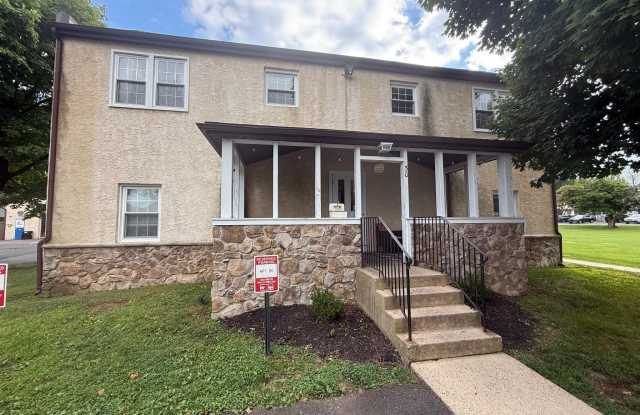 50 WALNUT AVE photos photos