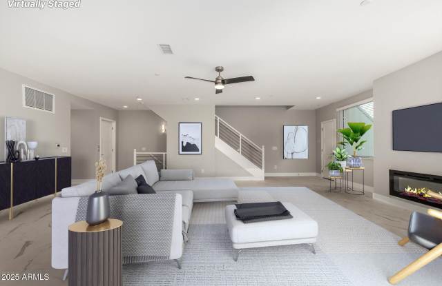 4525 N 40TH Street unit: 4 photos photos