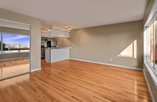1221 Apartments Gallery 4