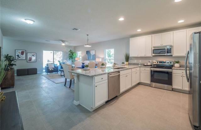 255 CANTERBURY COURT Gallery 3