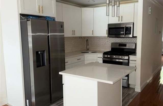 2317 Bedford Avenue photos photos