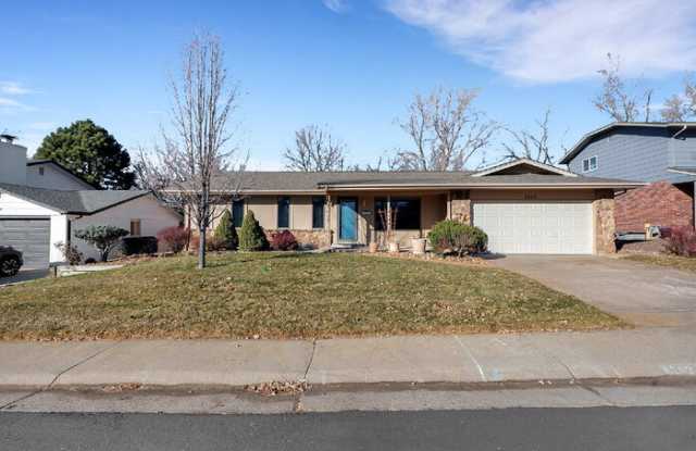 8563 East Saratoga Place photos photos