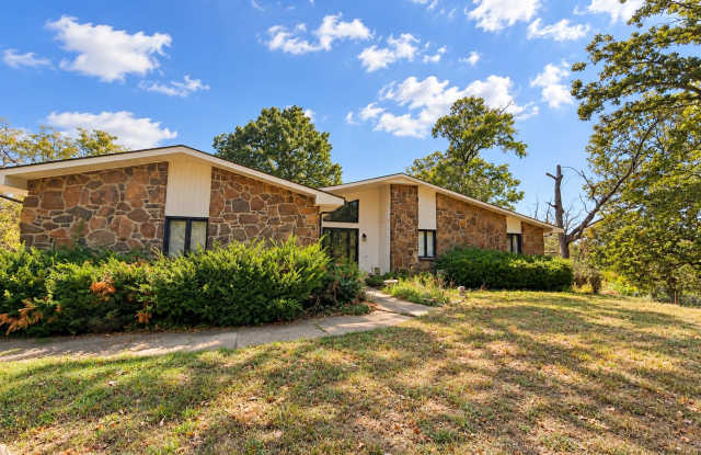 COMING SOON: Spacious 5-Bedroom Home on 1 Acre – 3 Living Areas & 2 Kitchens IN LOMA LINDA MO!!! Gallery 1