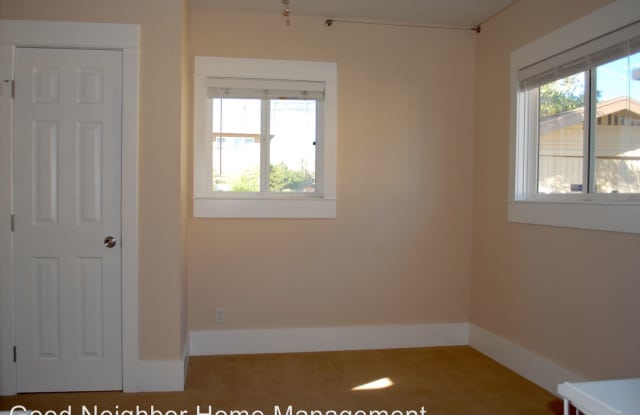 3752 Bancroft St Gallery 2