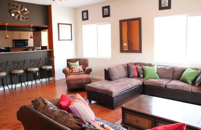 5410 Huntington Dr S Gallery 3
