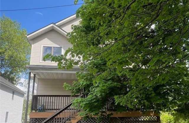 2 Charles Street unit: 2 photos photos