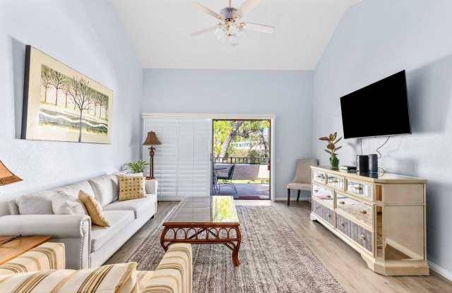 Furnished 2BR 2BA Home in South Palm Springs, Monthly Rental Gallery 4