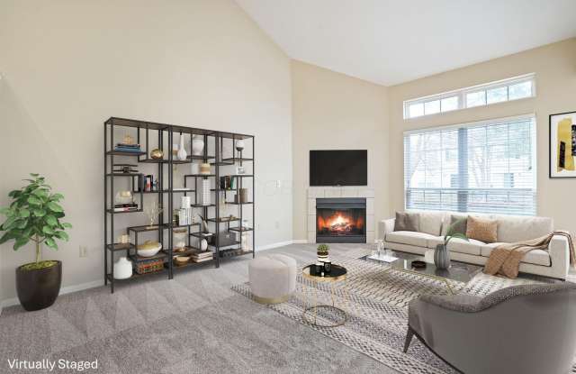 5002 Stratford Pine Lane Gallery 3