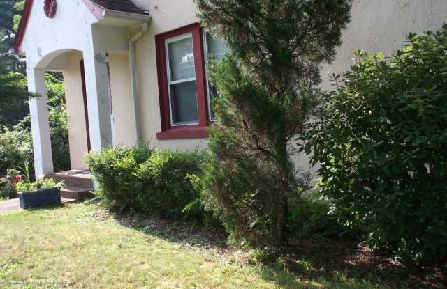 247 Oak Hill Road - 247 Oak Hill Road, Monmouth County, NJ 07701