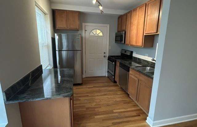 4608 N Monticello Avenue Gallery 4