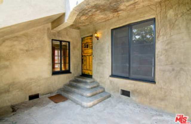 1159 South Hayworth Avenue Gallery 2