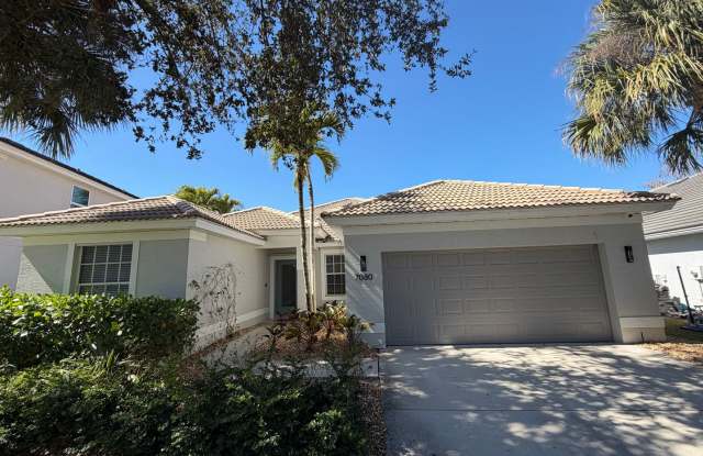 ANNUAL RENTAL - 3 BED / 2 BATH POOL HOME IN AUTUMN WOODS photos photos