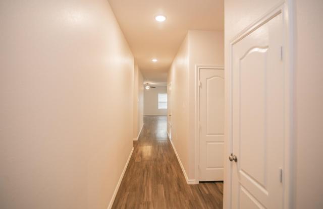 1123 Mission Creek Dr Gallery 3