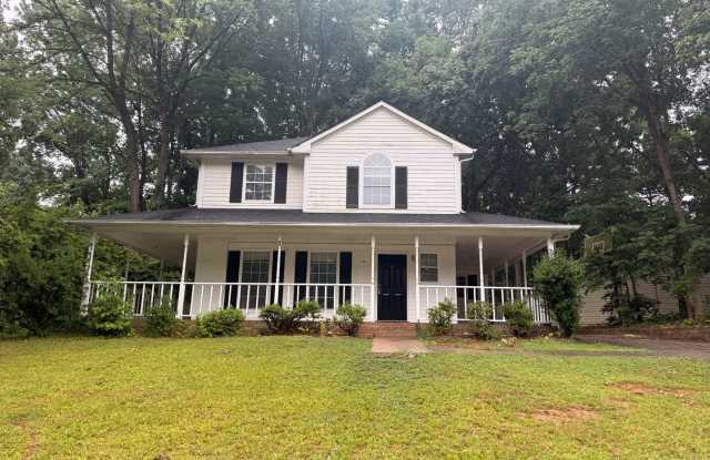 5 Bedroom Home with Extended Driveway! photos photos