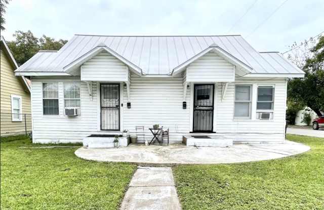 1930 W Hermosa photos photos