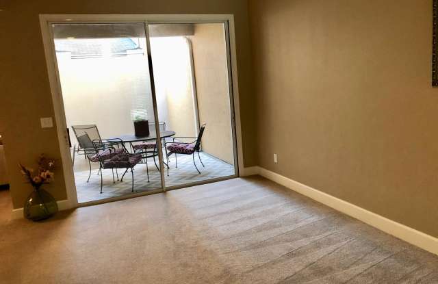 6283 ECLIPSE CIR Gallery 2