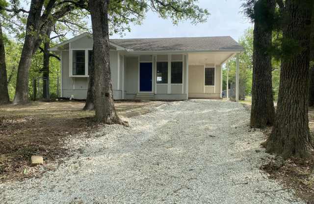 131 Bluebonnet Dr - 131 Bluebonnet Drive, Gun Barrel City, TX 75156