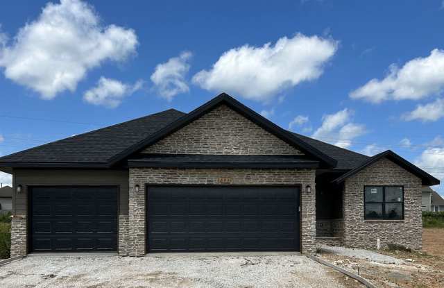 Beautiful, BRAND-NEW 3-bedroom, 2-bath home in Nixa with a 3-car garage. photos photos