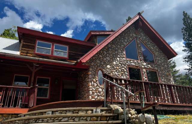 Mountain views Gallery 3
