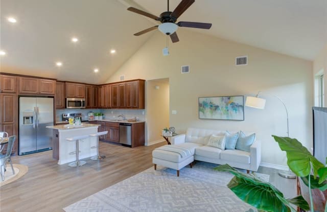 200 W. Austin St. - 200 West Austin Street, Kyle, TX 78640