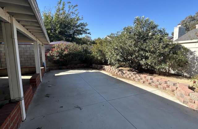 37521 Laurel Court Gallery 3