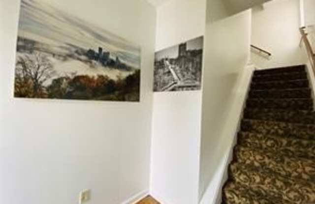 138 Merrimac Street Gallery 4