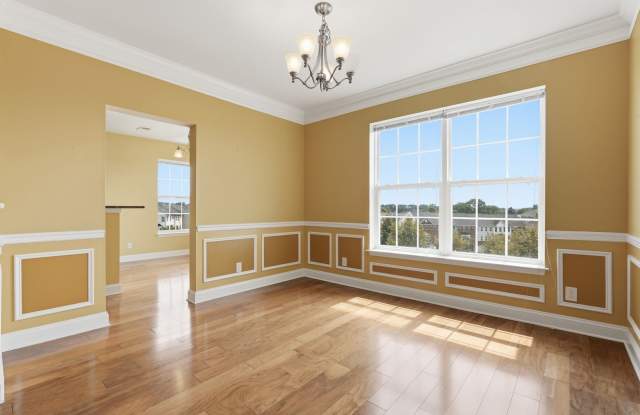 Located in a desirable 55+ community, this well-maintained condominium offers comfortable, low-maintenance living in the heart of Manassas. Gallery 4