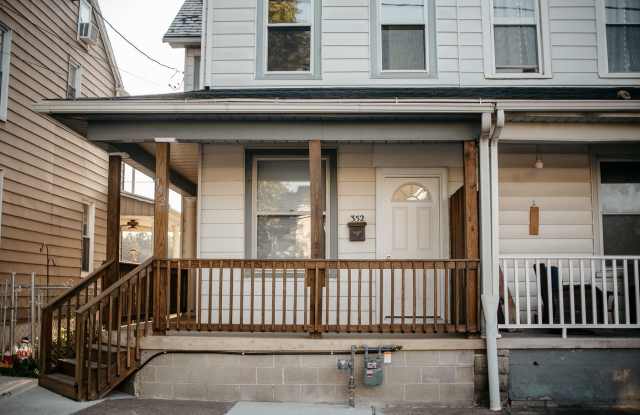 352 Catherine St photos photos