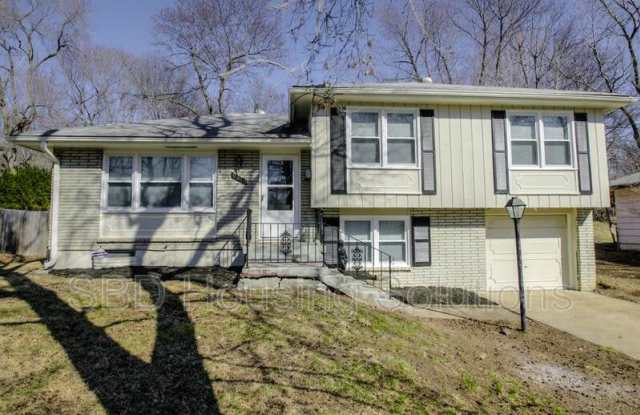 9313 Palmer Ave photos photos