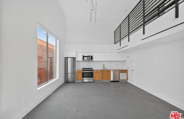 2412 Eads St Gallery 4