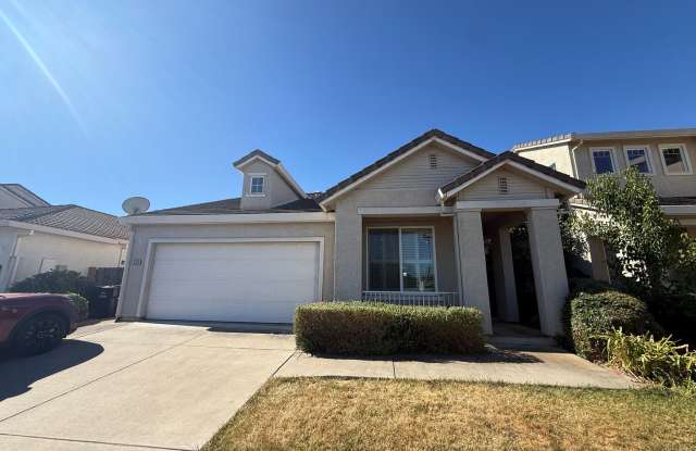 3 Bed | 2 Bath | 1375 SF | 2 Car garage | Single Story  | Tenant pays $175 for WS&G photos photos