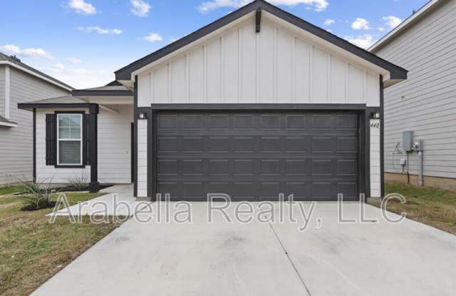 440 Lynwood Gold photos photos 440 Lynwood Gold photos photos