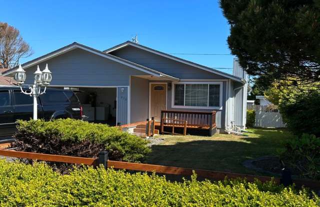 Coos Bay 3 bedroom home photos photos Coos Bay 3 bedroom home photos photos