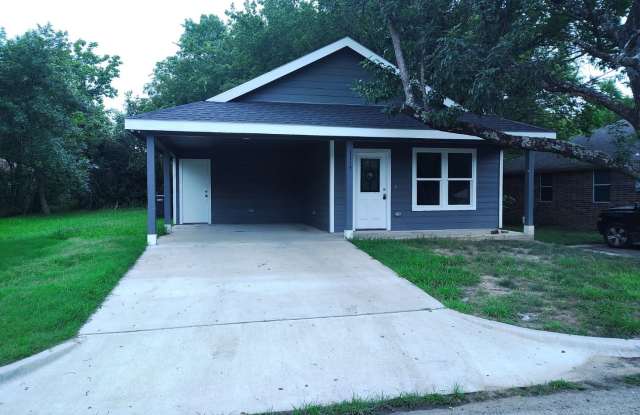 1115 Charlies Dr photos photos