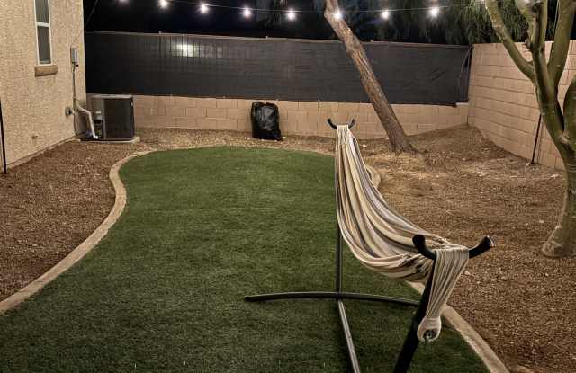 3236 Trinitero St Gallery 4