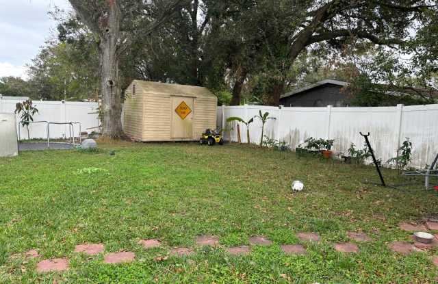 2703 Hardin Combee Road Gallery 2