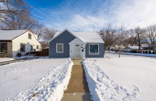 3245 Texas Ave S - 3245 Texas Avenue South, St. Louis Park, MN 55426