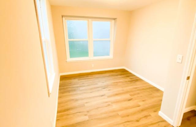 3 Bed 1bath.  Complete Remodel!! Gallery 1