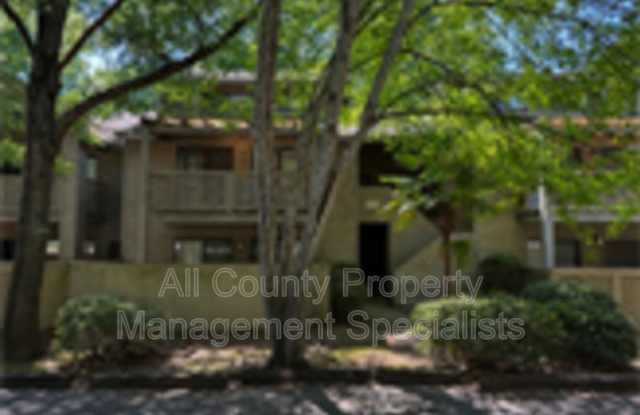1002 Creekside Way photos photos