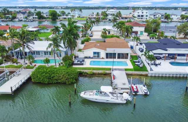 Furnished Waterfront Retreat with Gulf Access in Treasure Island! 3bed|2bath photos photos