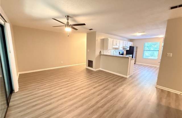 4059 Professional Drive Gallery 3