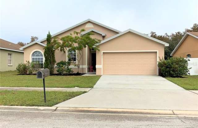3611 BRISTOL COVE LANE - 3611 Bristol Cove Lane, St. Cloud, FL 34772