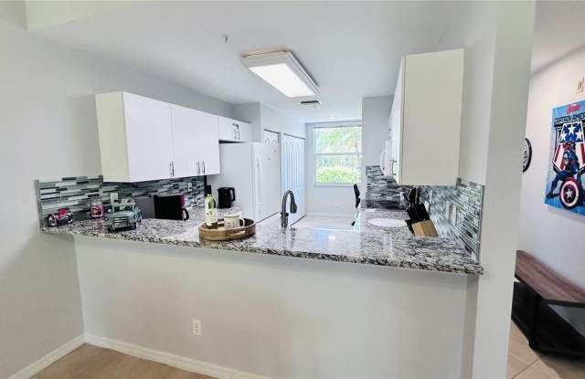 4640 TOWER HILL Lane Gallery 2