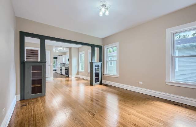 45 N Rebecca Street Gallery 4
