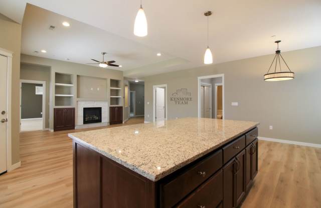 3 Bedroom, 2.5 Bath + an Office Home in Richland Gallery 4